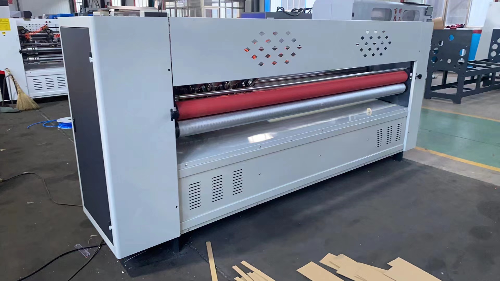 Corrugated Box Slitter Slotter Carton Slitting Machine Price - Image 2