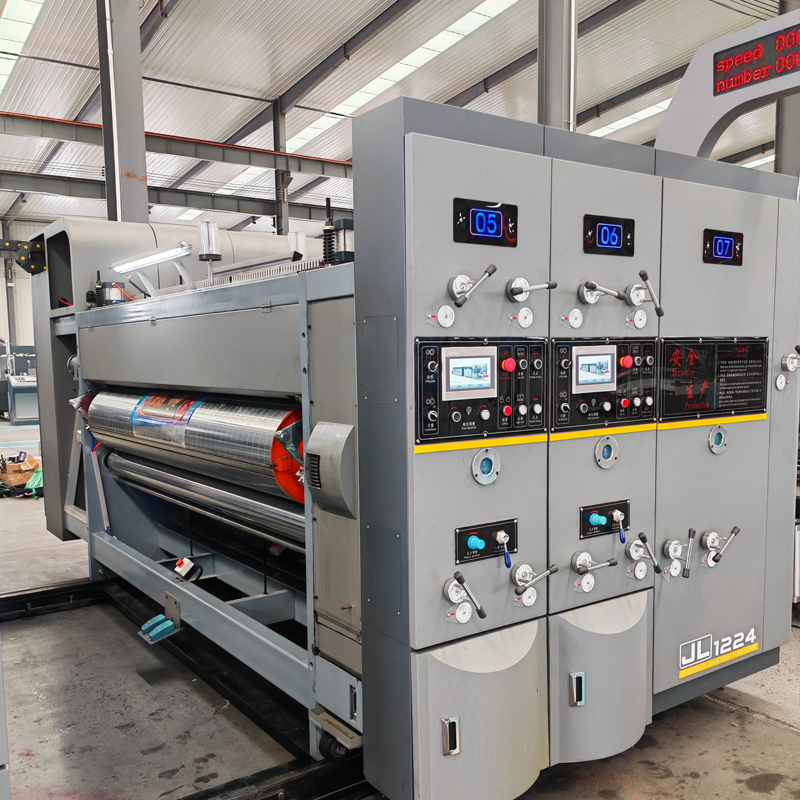 Fully auto Vacuum Adsorption high speed flexo printing die cutting machine with stacker - Image 4